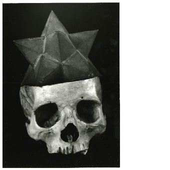 Schädel mit dunklem Stern (Unstern), aus der Serie: Metastasen