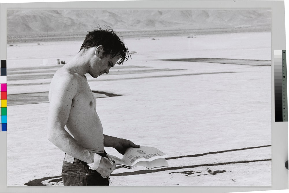 Michael Heizer während der Dreharbeiten zu ›Coyote‹, Coyote Dry Lake, Kalifornien, USA, März 1969