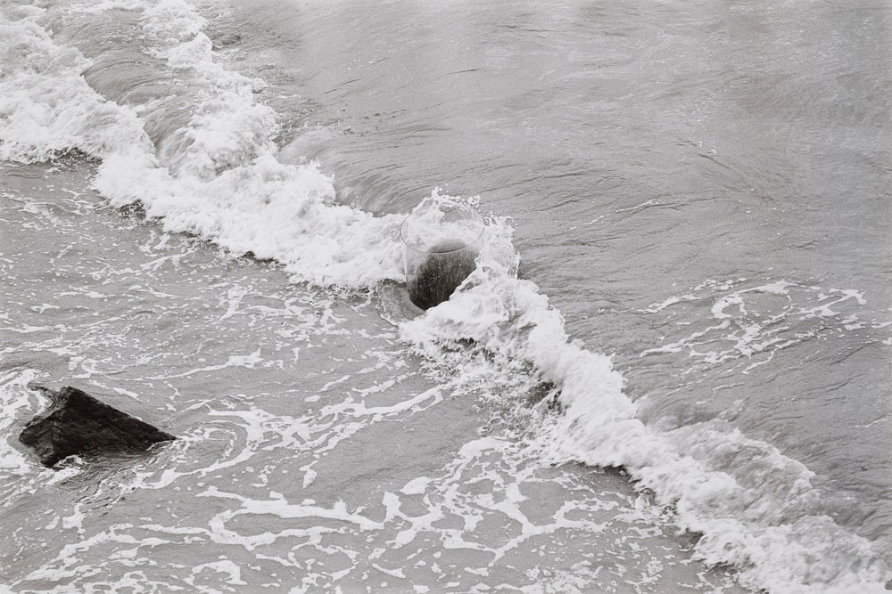 Während der Dreharbeiten zu Barry Flanagans ›A Hole in the Sea‹, Scheveningen, Niederlande, Februar 1969