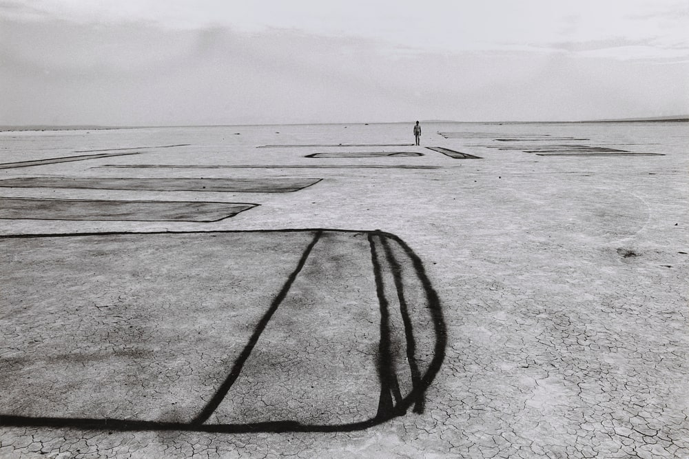 Während der Dreharbeiten zu Michael Heizers ›Coyote‹, Coyote Dry Lake, Kalifornien, USA, März 1969