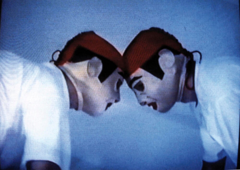 Amorales Interim, Ray Rosas in Conversation, Arenas dos de Mayo
