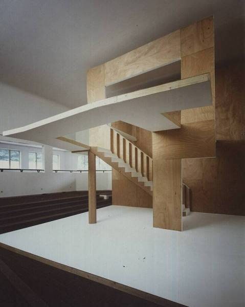Photo of the Installation 'Scale & Perspective' (tumbling apartments, Barcelona)