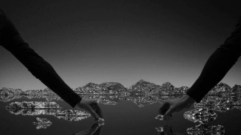 Staging Silence (3)