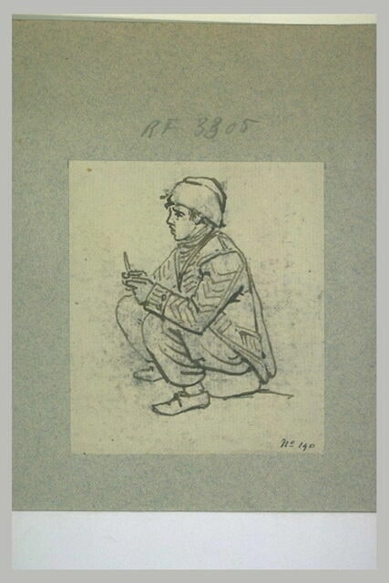 Enfant assis, de profil vers la gauche