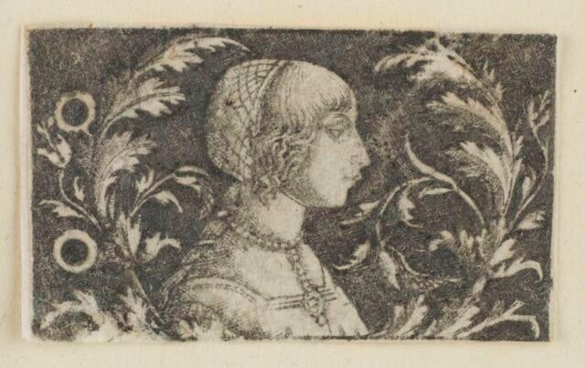 Jeune femme à la résille et au collier