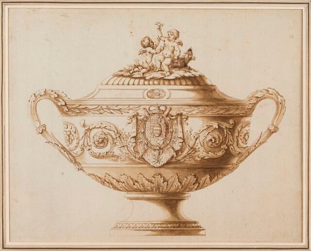 Pot à volutes aux armes du duc de Croÿ