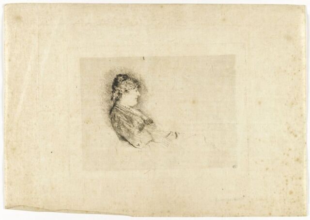 Femme assise, en buste, de profil à droite