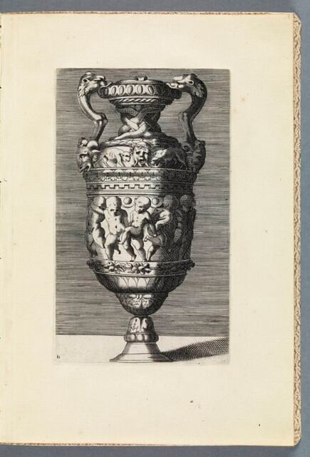 [Vase]
