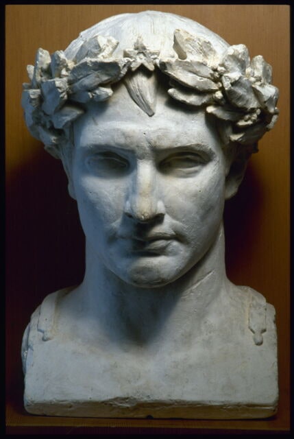 Napoléon Ier couronné de lauriers