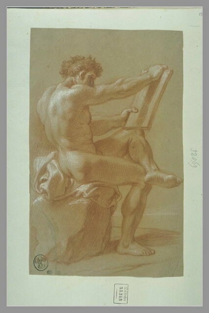 Un homme nu, assis sur un rocher et une draperie, tenant une tablette