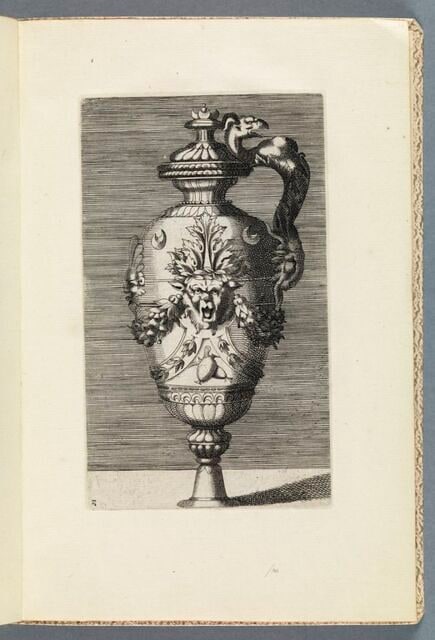 [Vase]