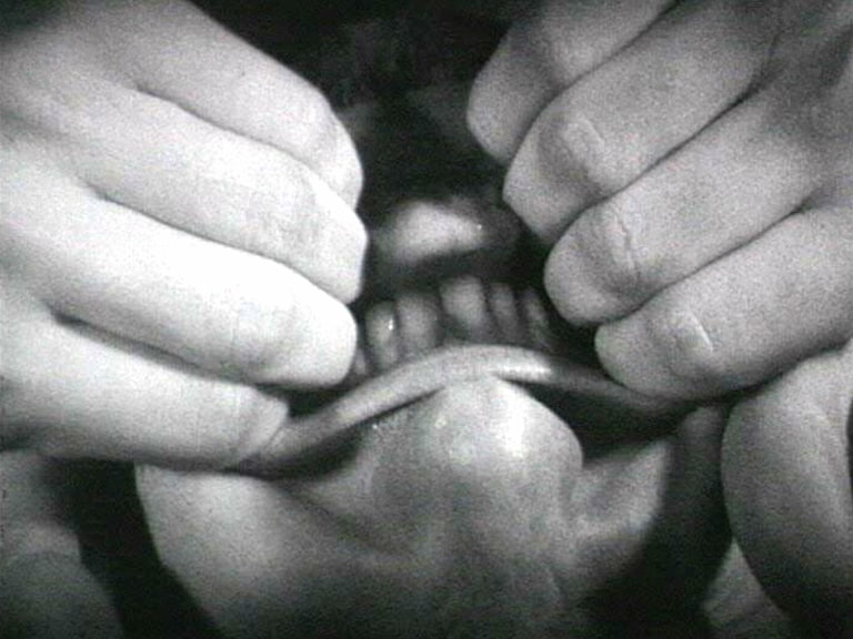 Pulling Mouth