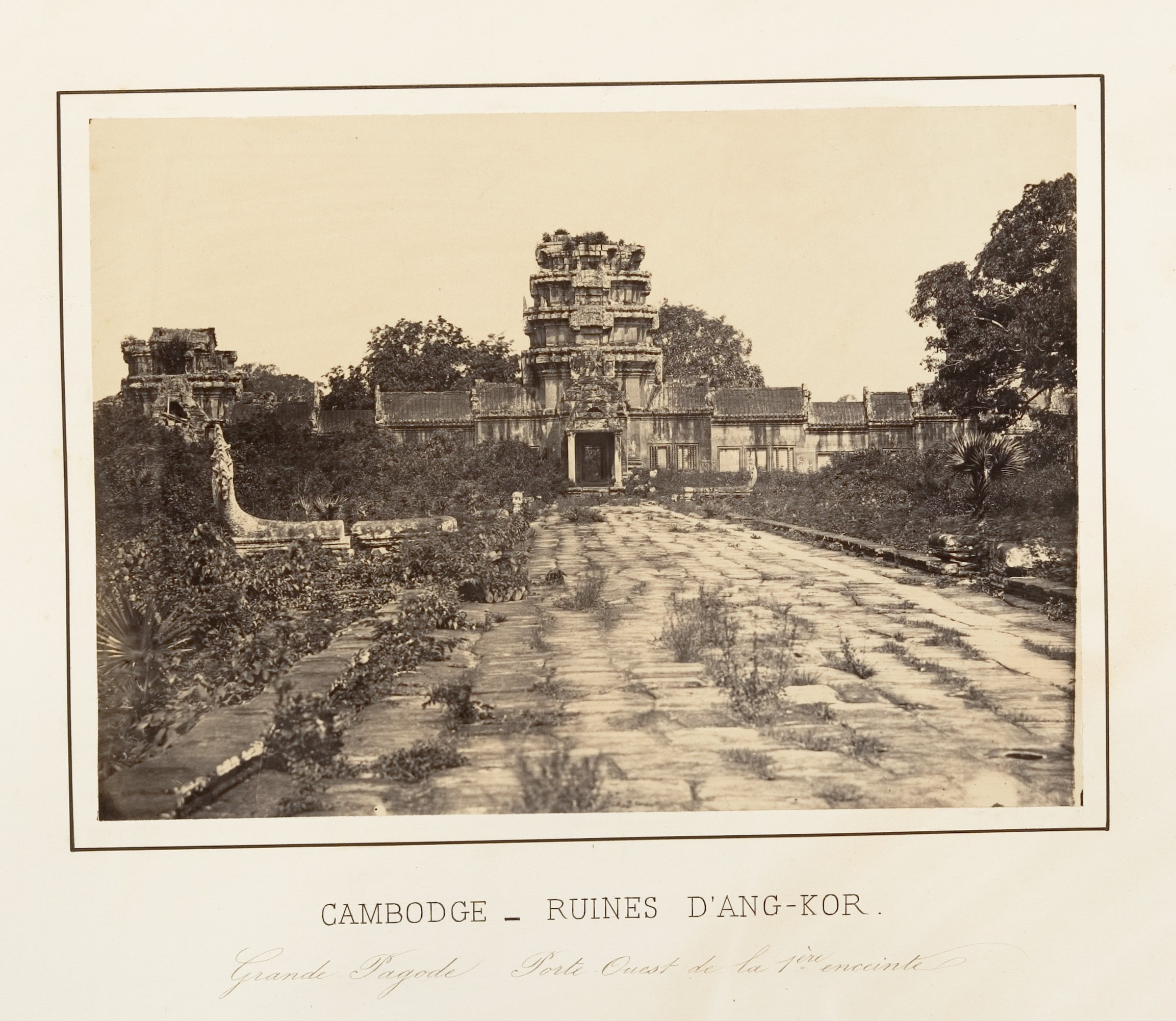 Grande Pagode Porte Ouest de la 1ère enceinte