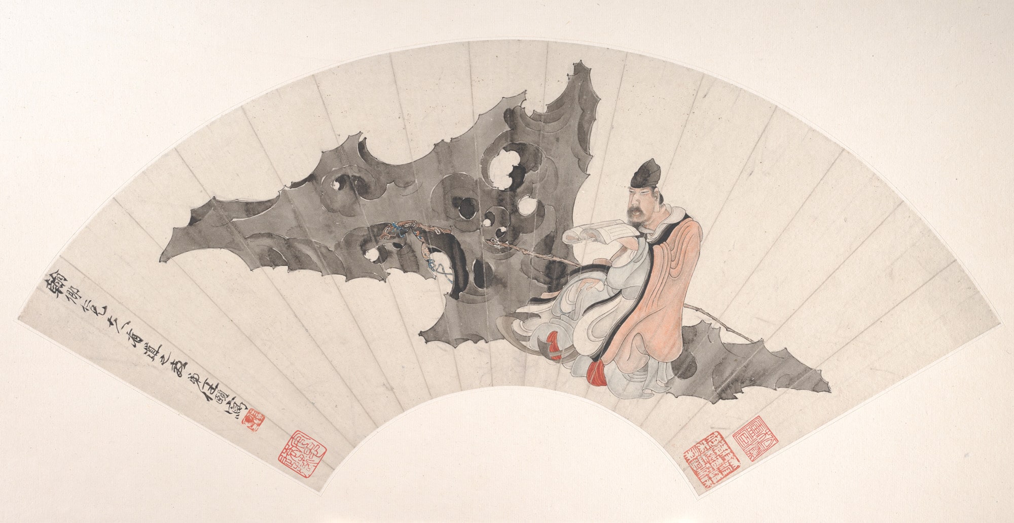 清  任頤  石上讀書  扇面|Scholar on a rock