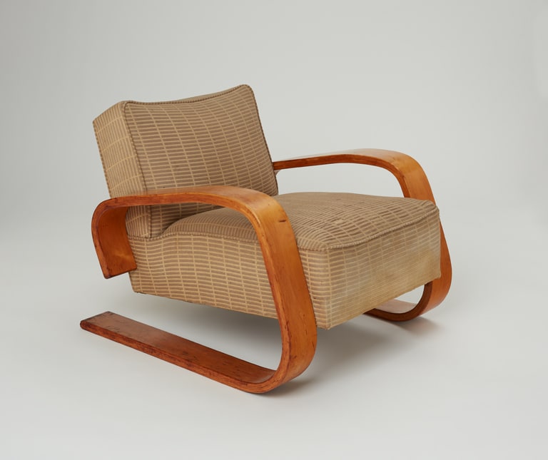 "Tank" Lounge Chair (model 400)