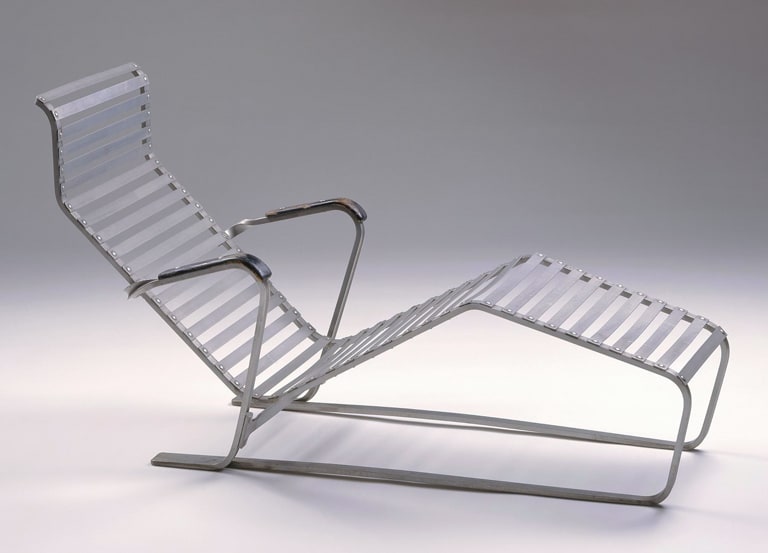 Reclining Chair [Chaise Longue No. 313]
