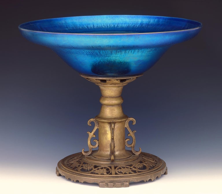 Centerpiece [Bowl on Stand]