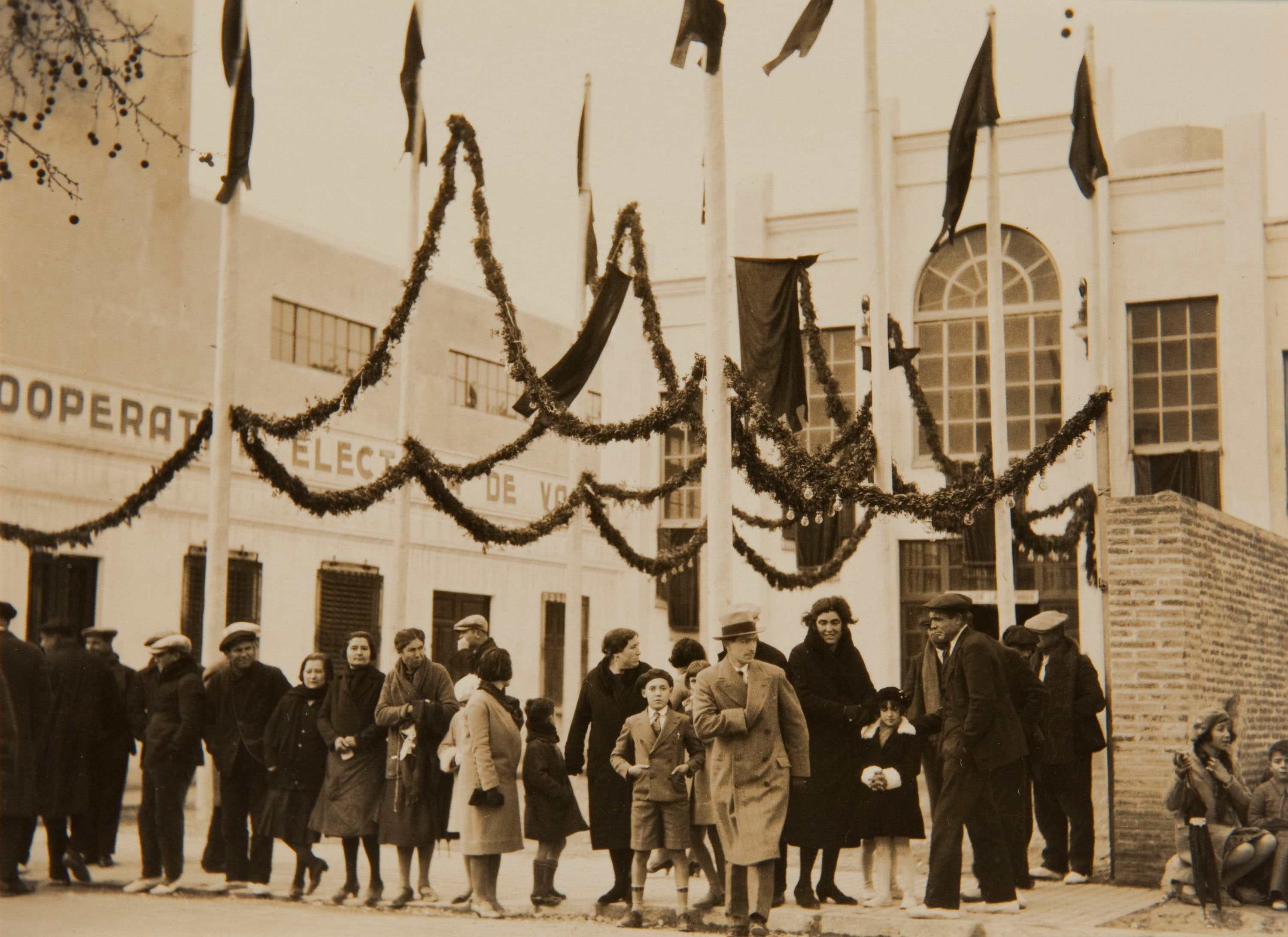 Blessing of the Electric Cooperative, of this great work representative of the collective uprightness of our people (Valls)