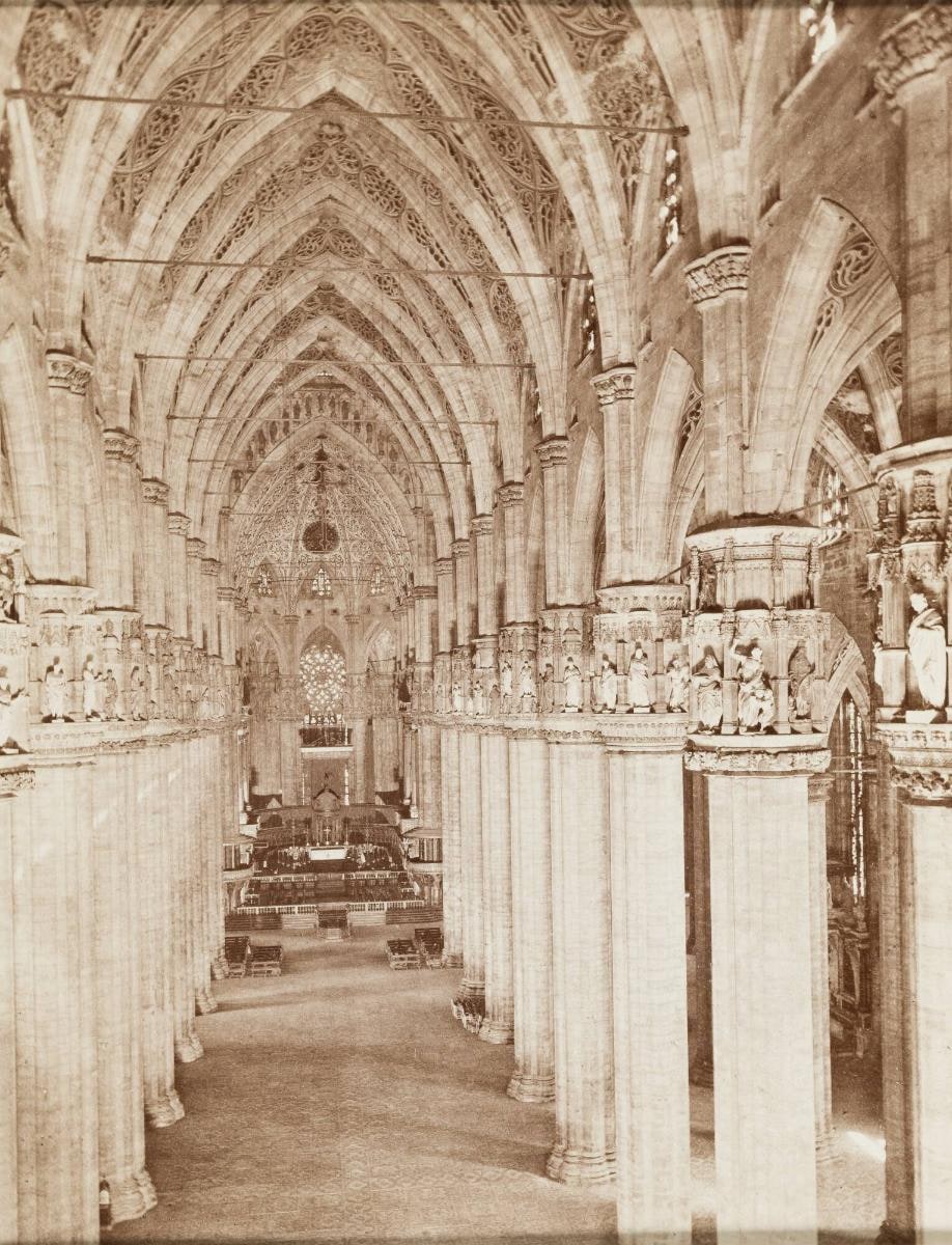 3827. Milano. Interno della Cattedrale