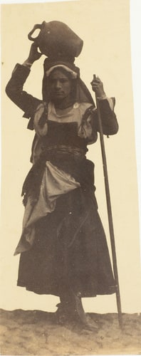 Femme italienne au fuseau