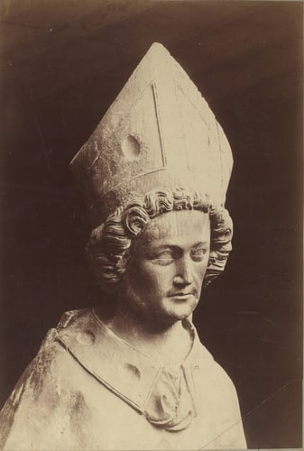 Statue d'évêque à l'église St Paul de Liège