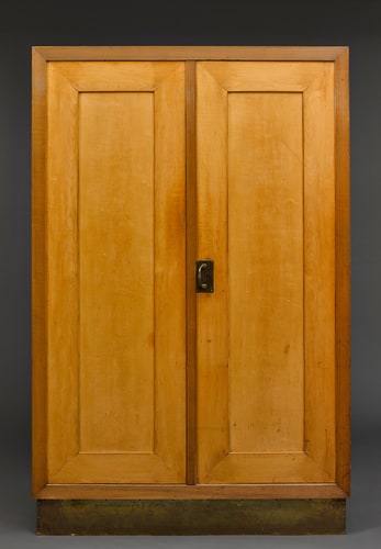 Armoire