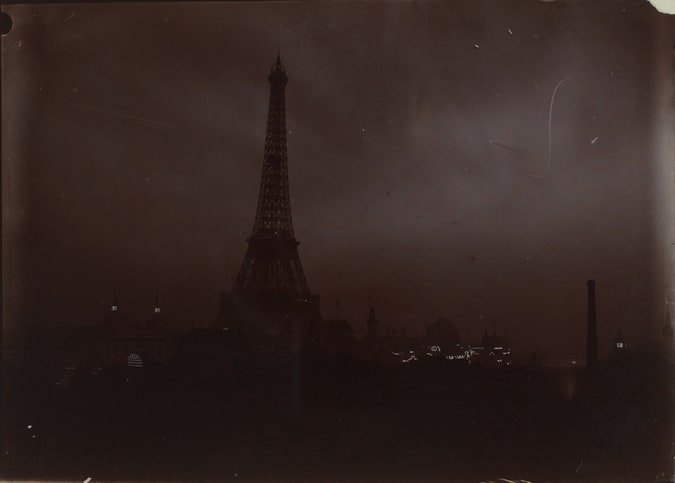 La Tour Eiffel dans la nuit