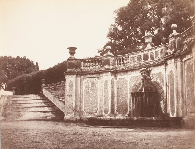 Fontaine dans le parc de la villa Conti à Frascati
