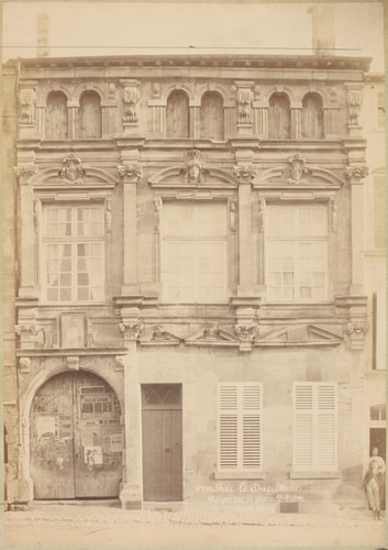 Bar-le-Duc, maison sur la place Saint-Pierre