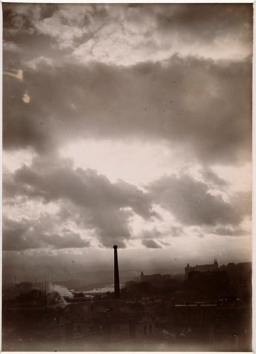 La Seine vue de notre balcon, la cheminée de la Manutention militaire, Paris, en avril, 4 heures