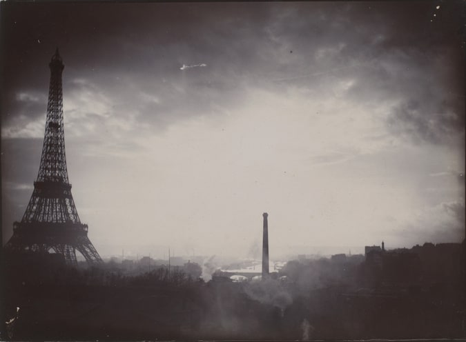 La Tour Eiffel et la cheminée