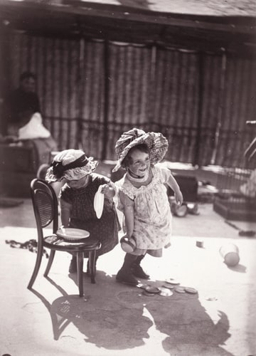 Les Amusements sur la terrasse, Embrun, avril 1891